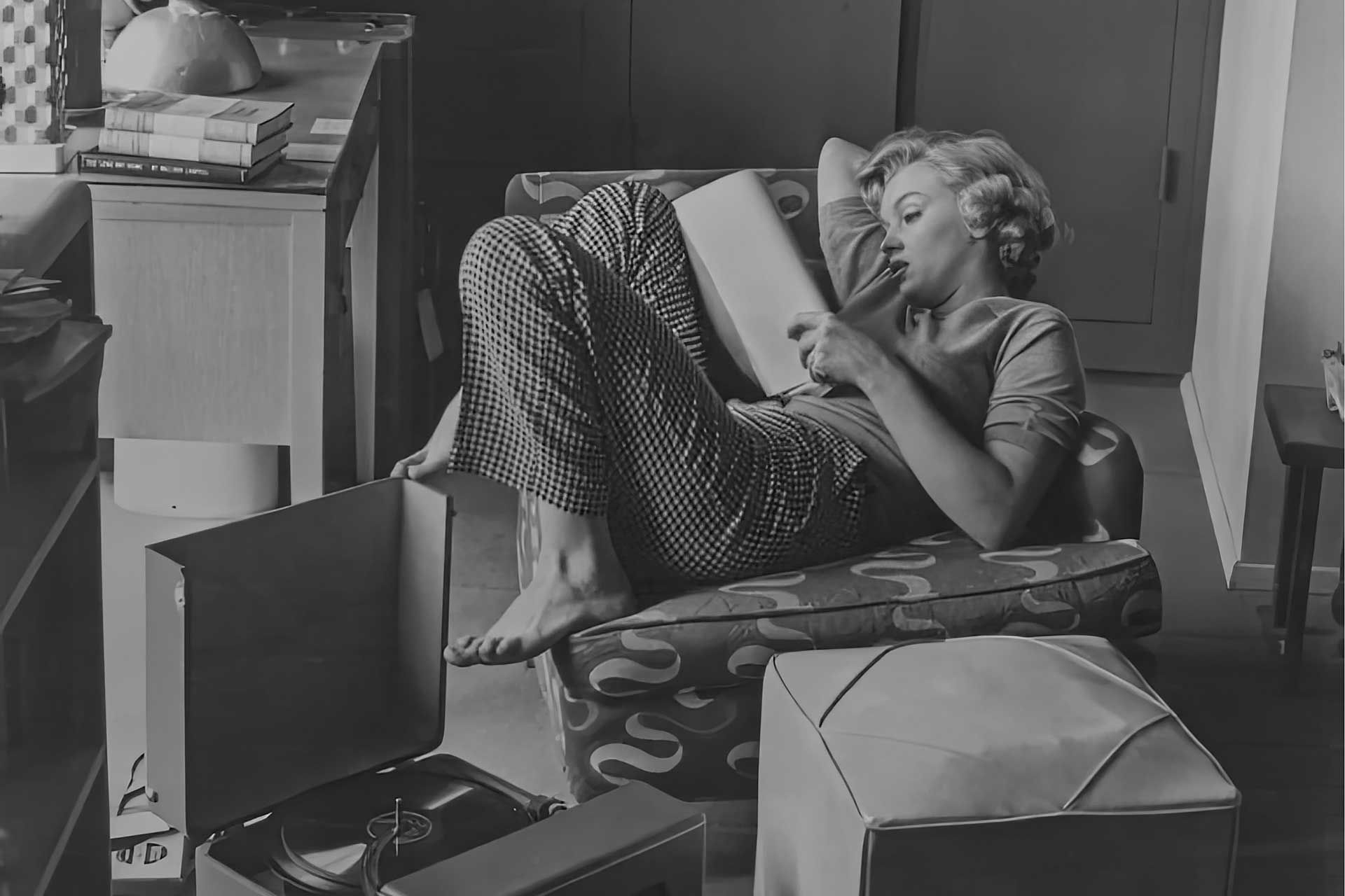 Portraits of a Legend in the Making of Marilyn Monroe