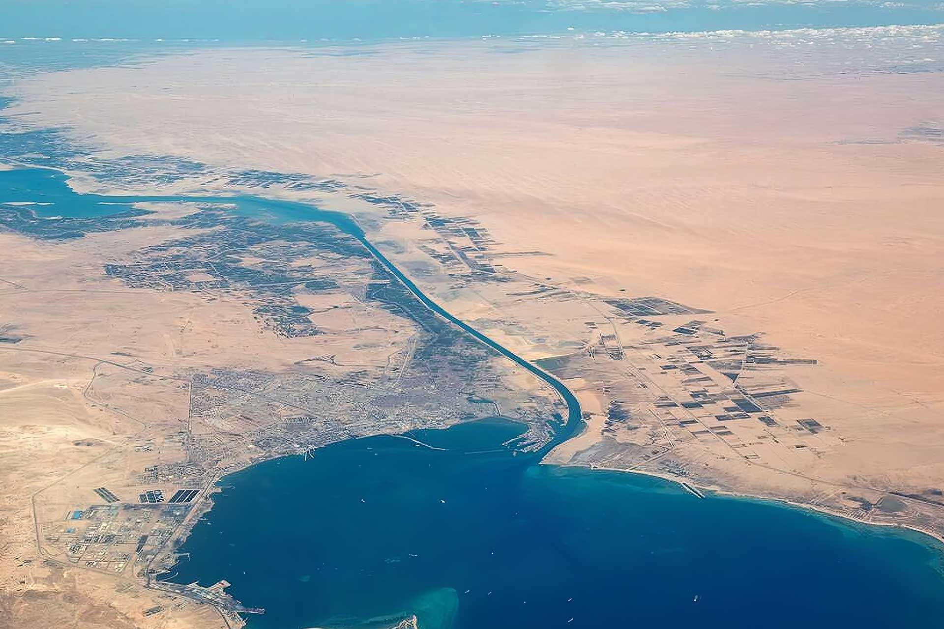 The Suez Canal: Bridging Continents with Waterways of Dreams