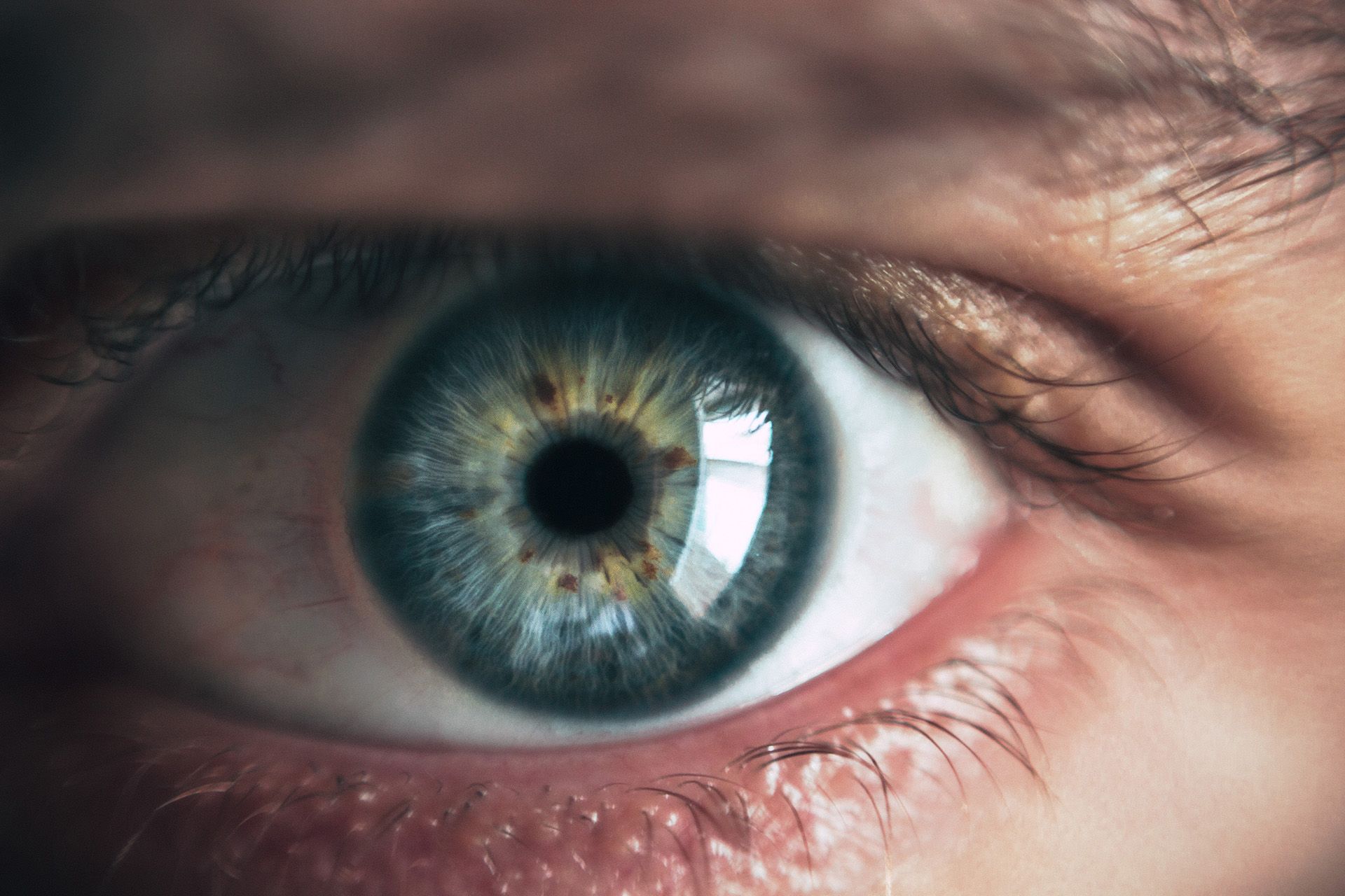 Understanding the Megapixel Potential of Human Vision